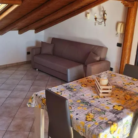 Casa Vacanza Lmt Aci Catena Exterior photo